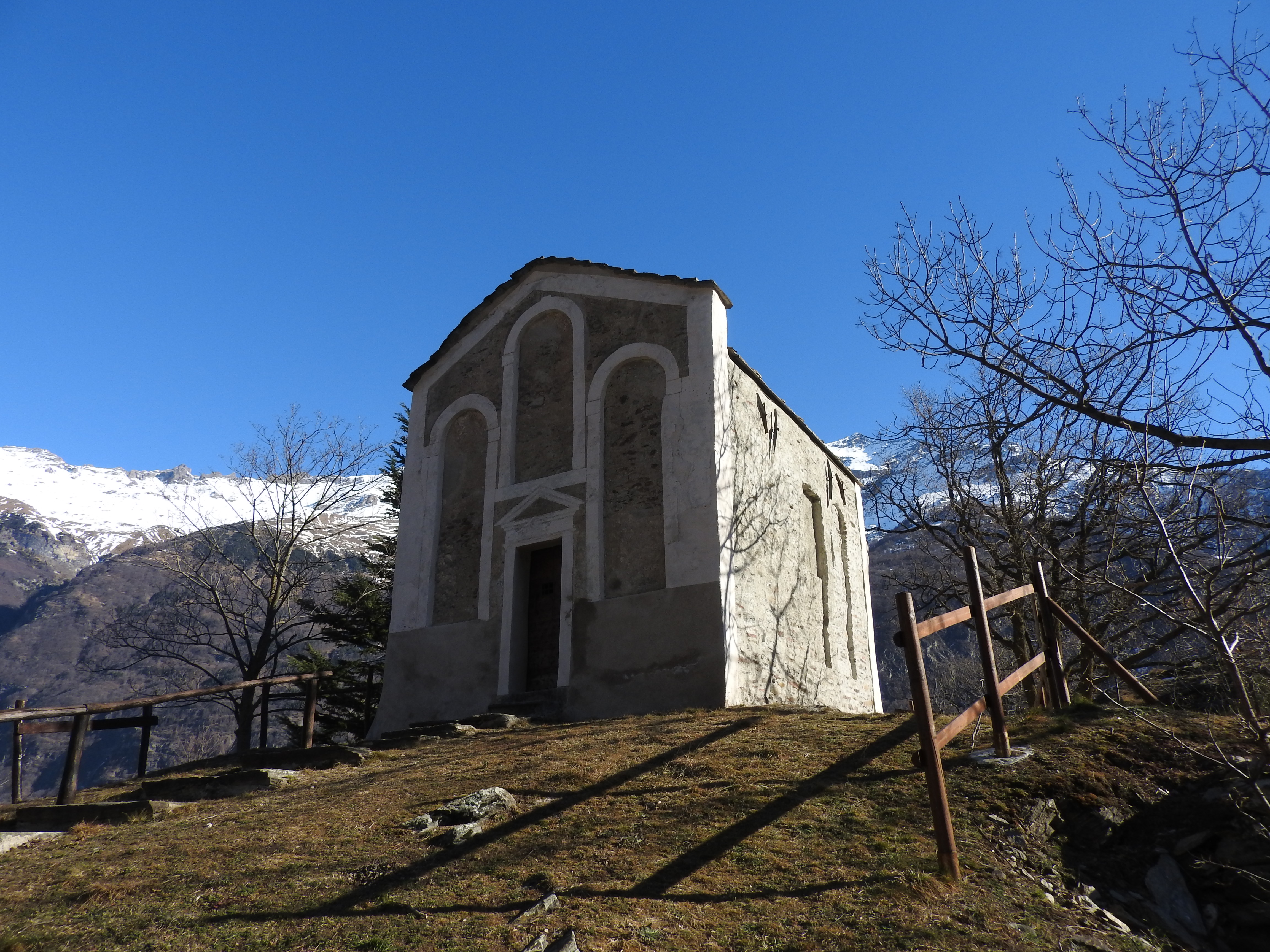 26_Cappella di San Michele nel parco dell'Abbazia
