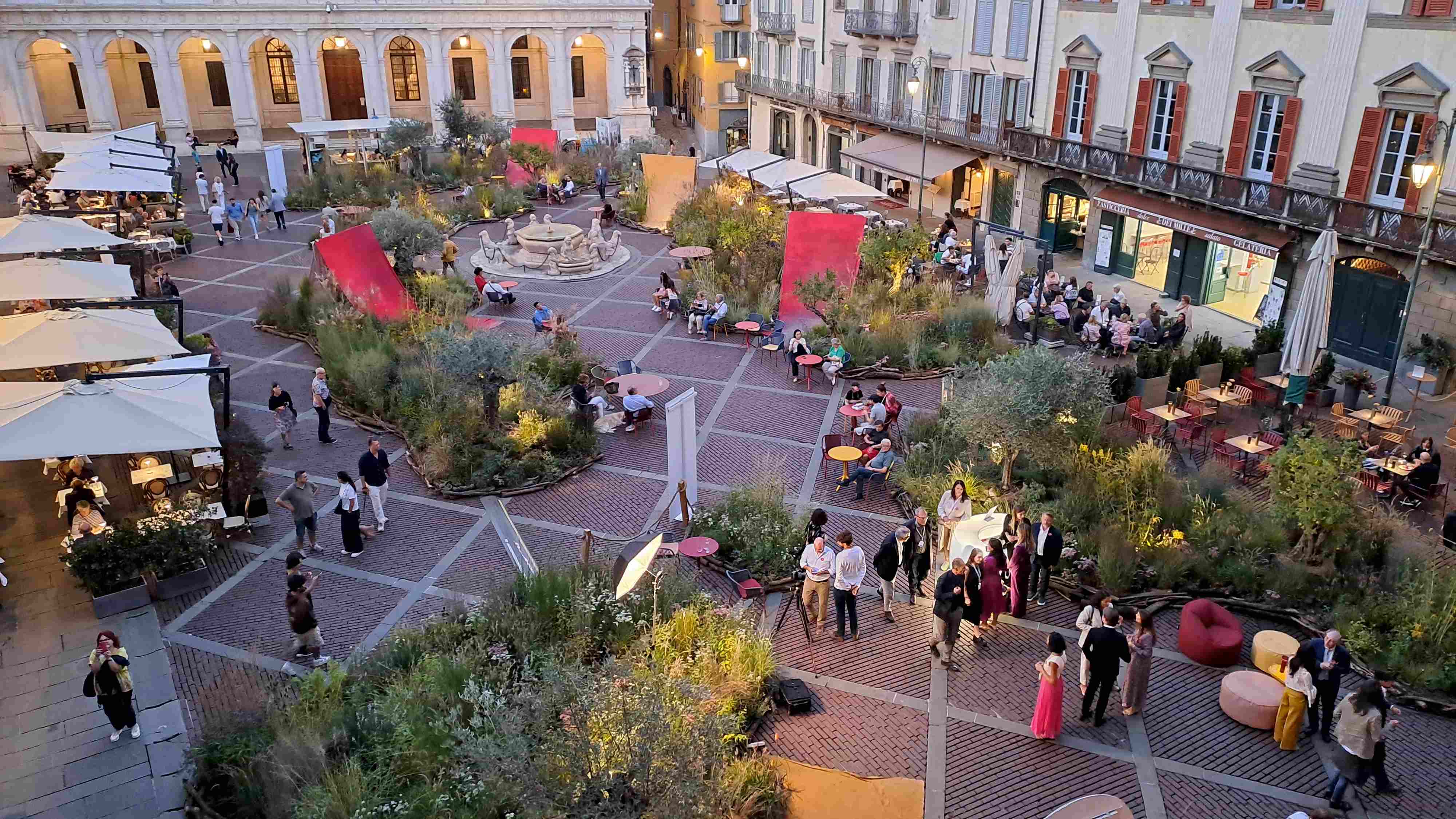 4 allestimento piazza vecchia